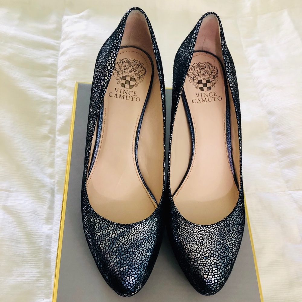 Vince Camino Mediterranean Blue heels